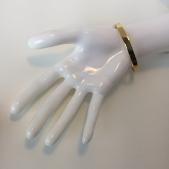 πππKATE SPADE Gold 'Take A Bow' Bangle πππ - Picture 7 of 8